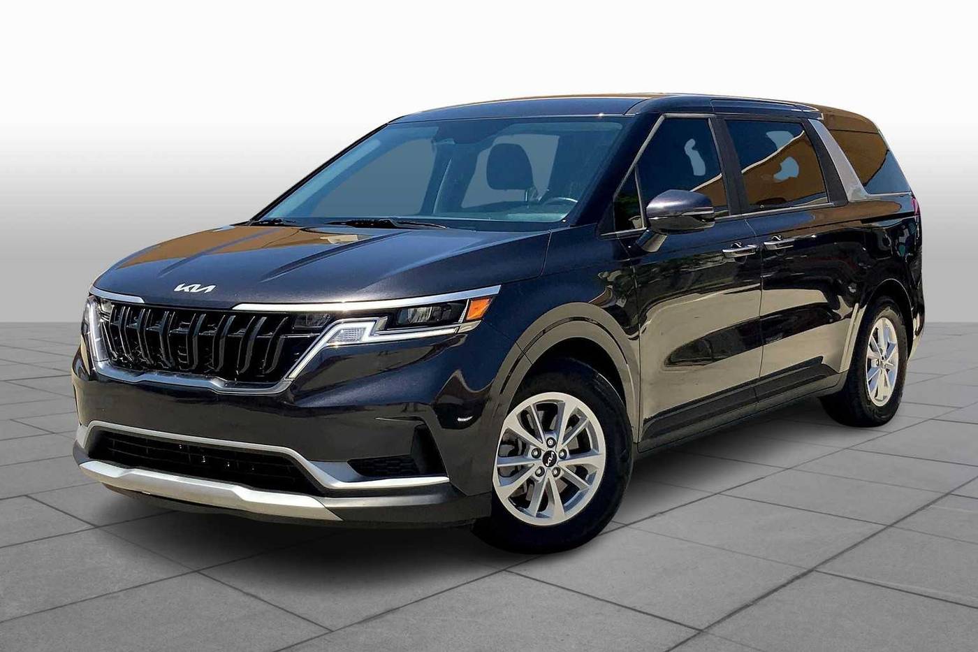 2024 Kia Carnival LXS — Minivan — 40,394 mi — Oklahoma City, OK