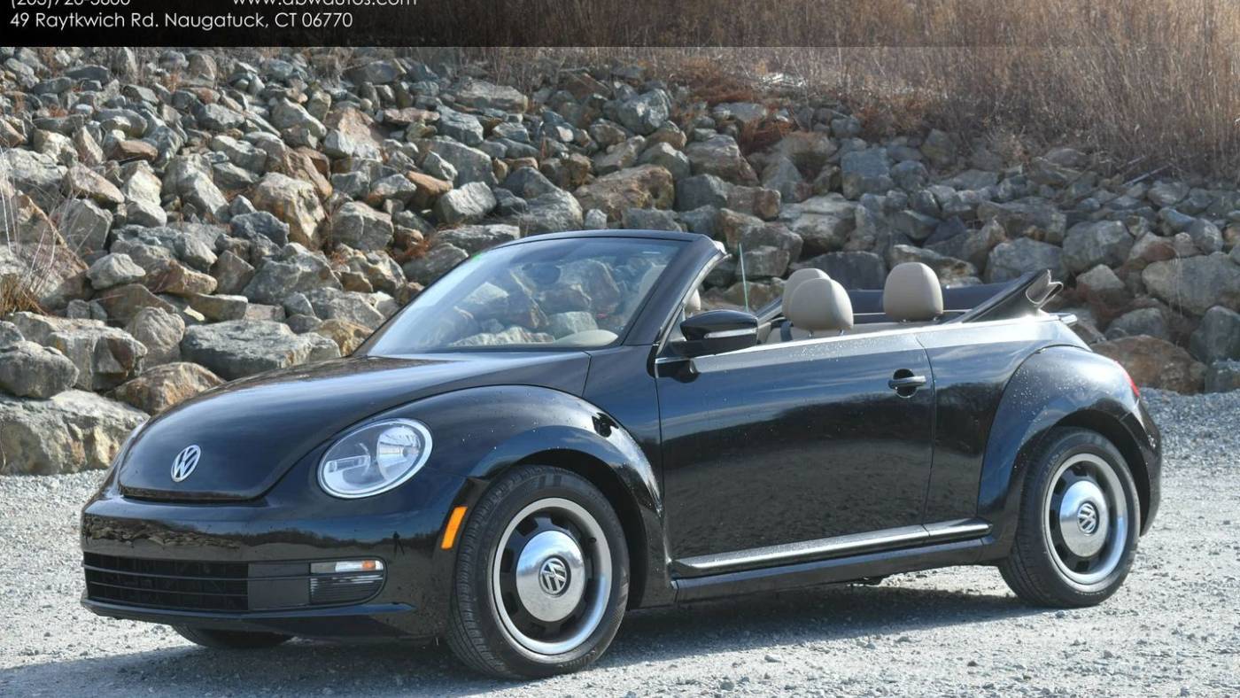 2013 Volkswagen Beetle 2.5L 50s Edition
