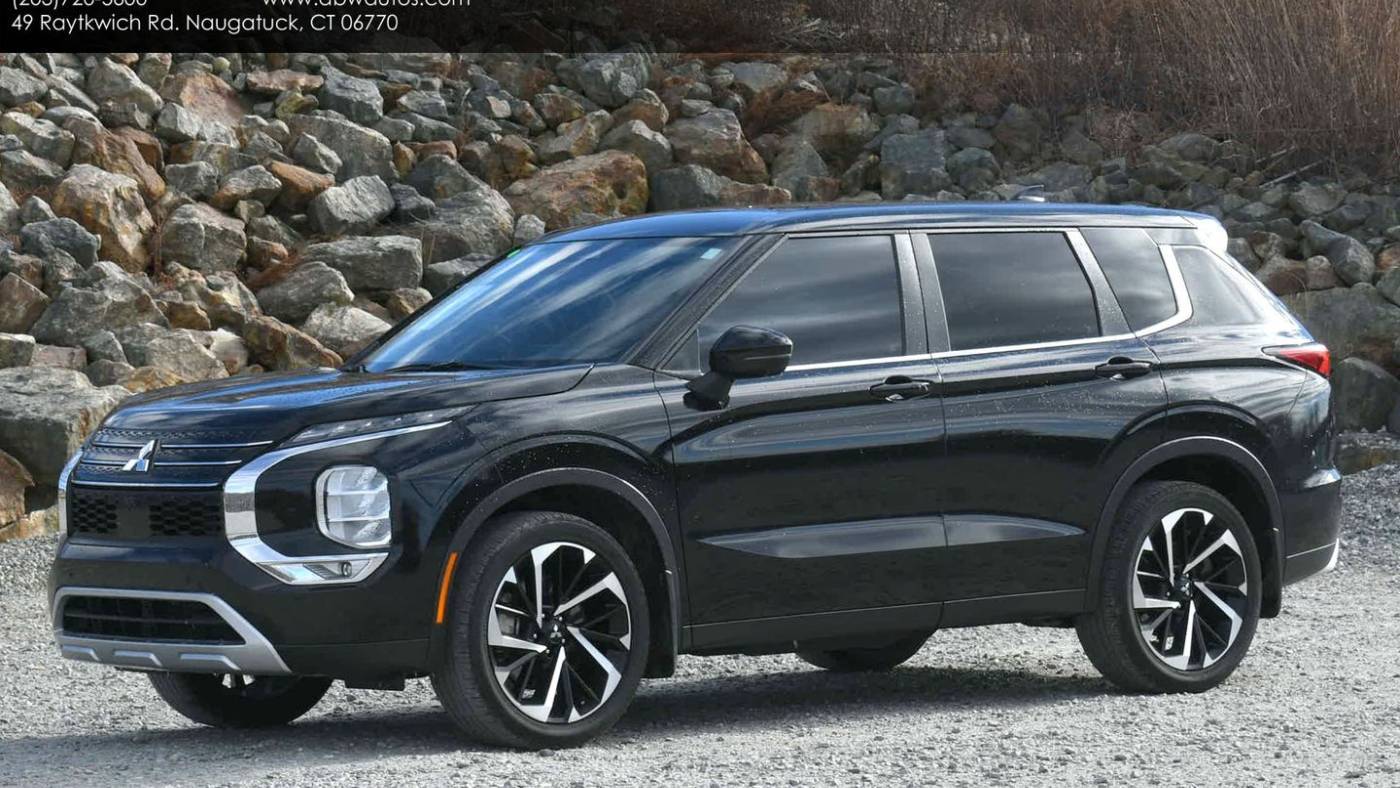 2022 Mitsubishi Outlander SE — SUV — 39,600 mi — Naugatuck, CT
