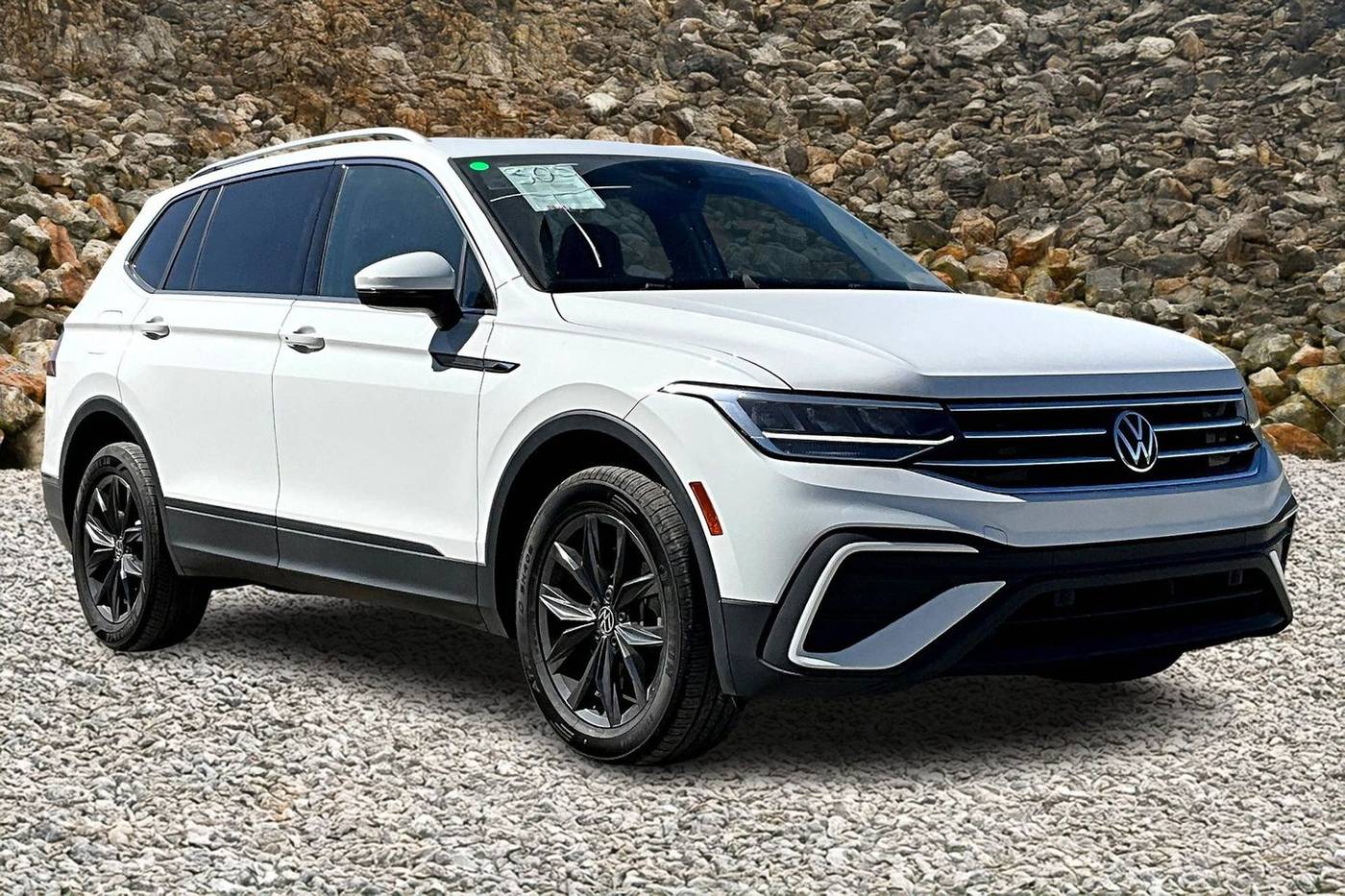 2022 Volkswagen Tiguan SE — SUV — 75,102 mi — Naugatuck, CT
