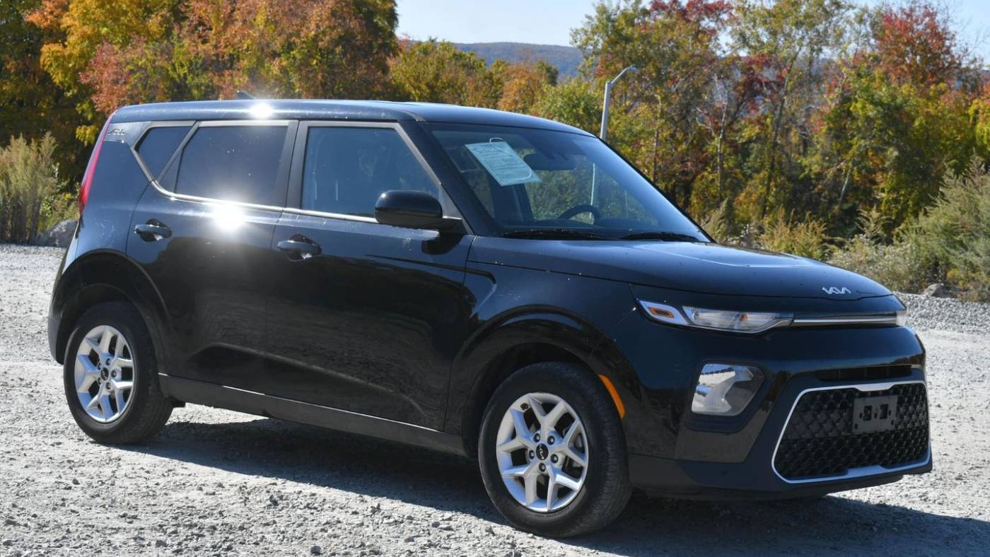 2022 Kia Soul LX — Hatchback — 32,200 mi — Naugatuck, CT