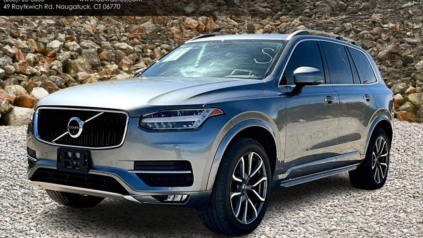 2017 Volvo XC90 T5 Momentum