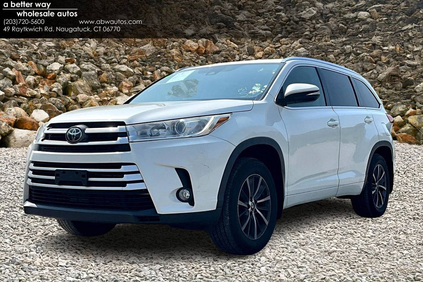 2018 Toyota Highlander SE V6 — SUV — 97,051 mi — Naugatuck, CT