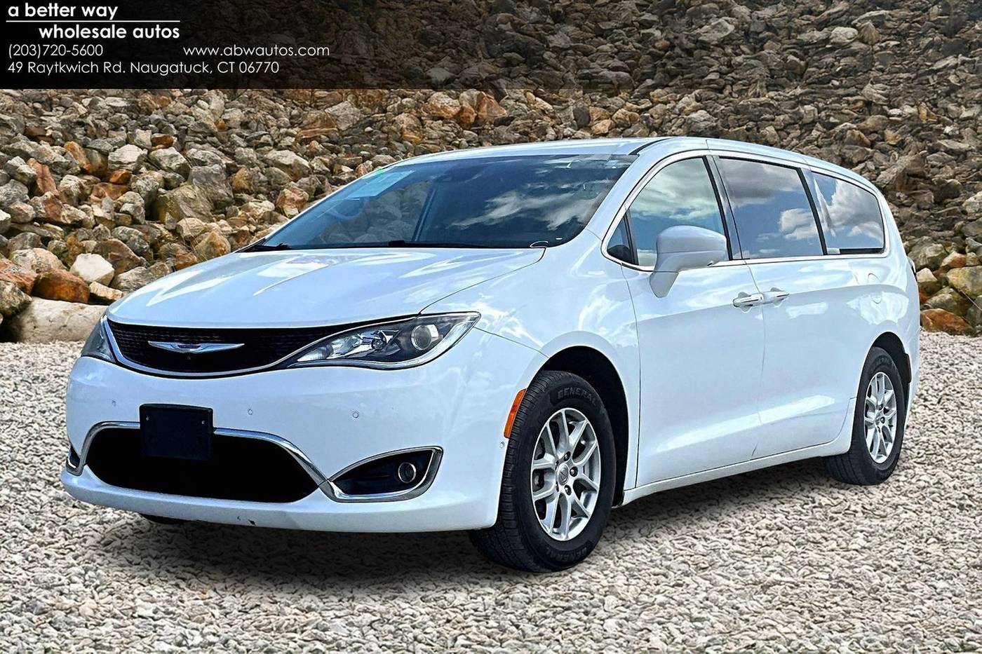 2020 Chrysler Pacifica Touring — Minivan — 119,101 mi — Naugatuck, CT
