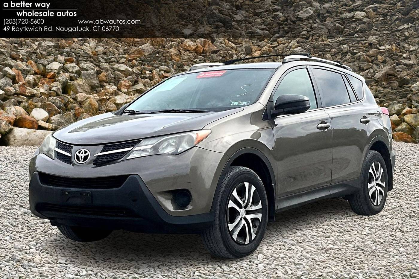 2015 Toyota RAV4 LE — SUV — 104,968 mi — Naugatuck, CT