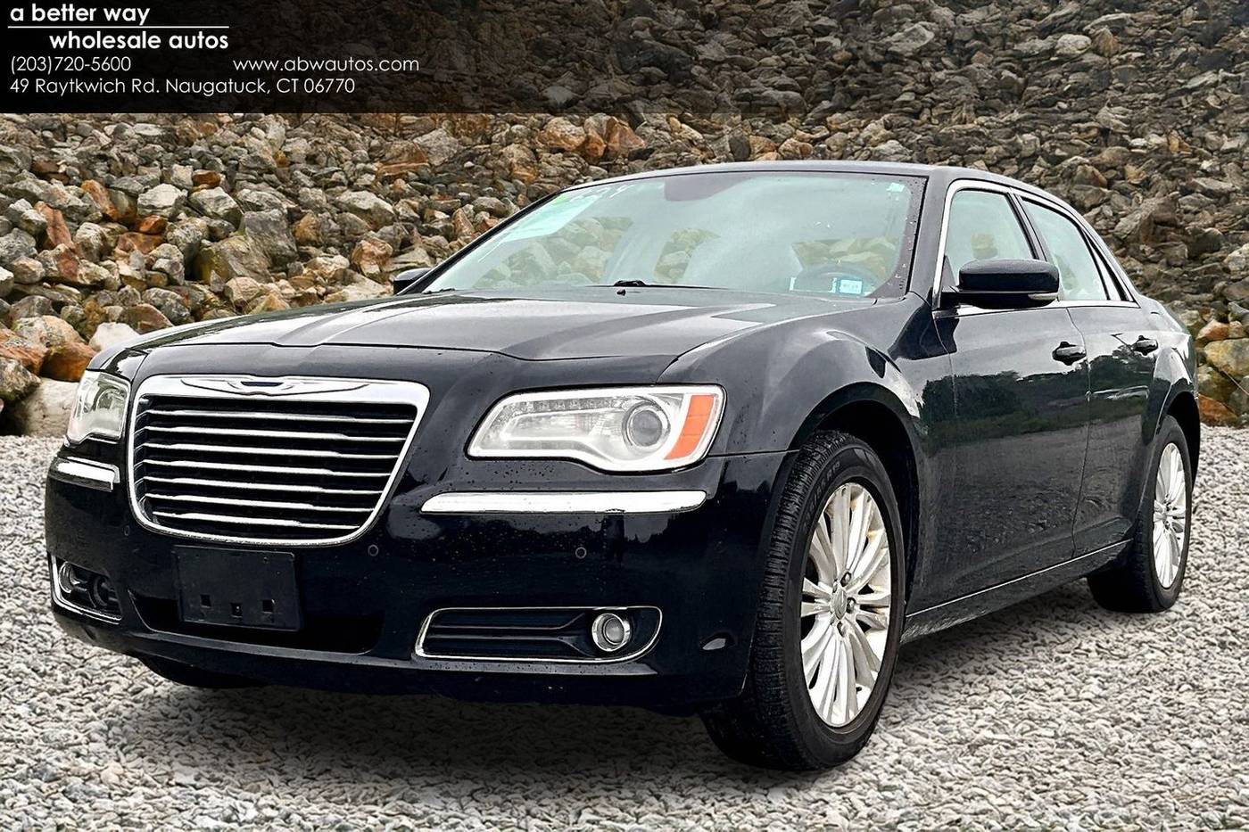 2014 Chrysler 300 Base — Sedan — 90,806 mi — Naugatuck, CT
