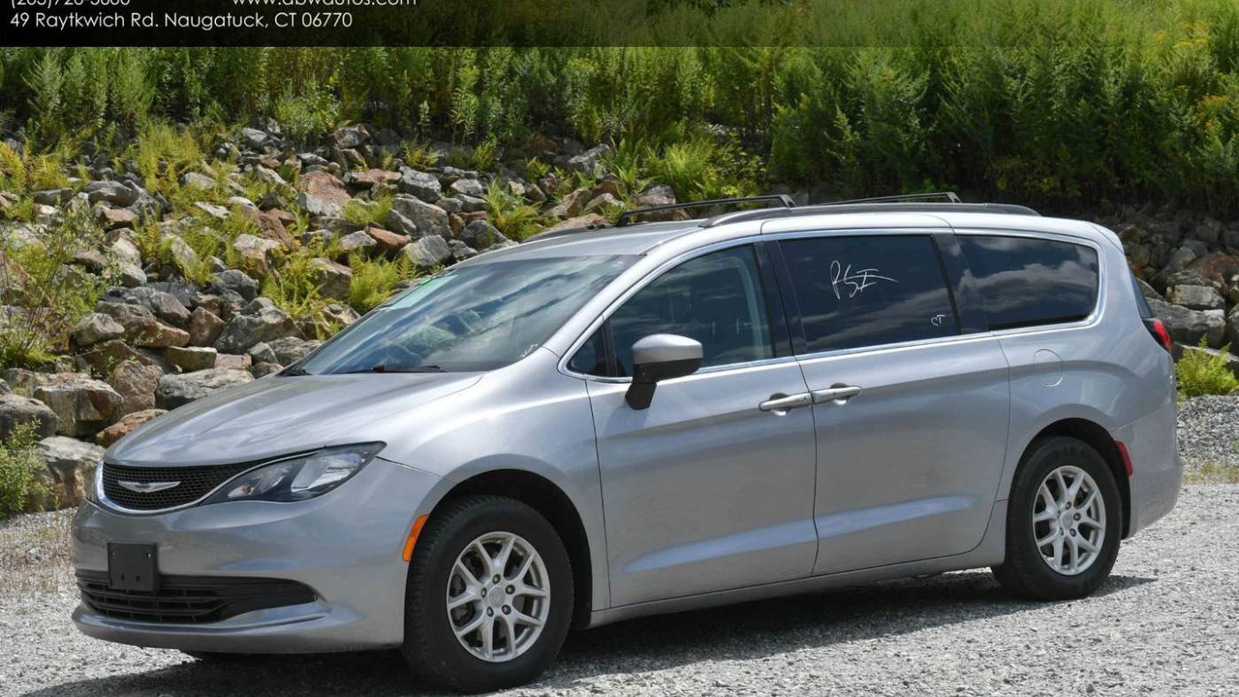 2020 Chrysler Voyager LXI — Minivan — 91,400 mi — Naugatuck, CT