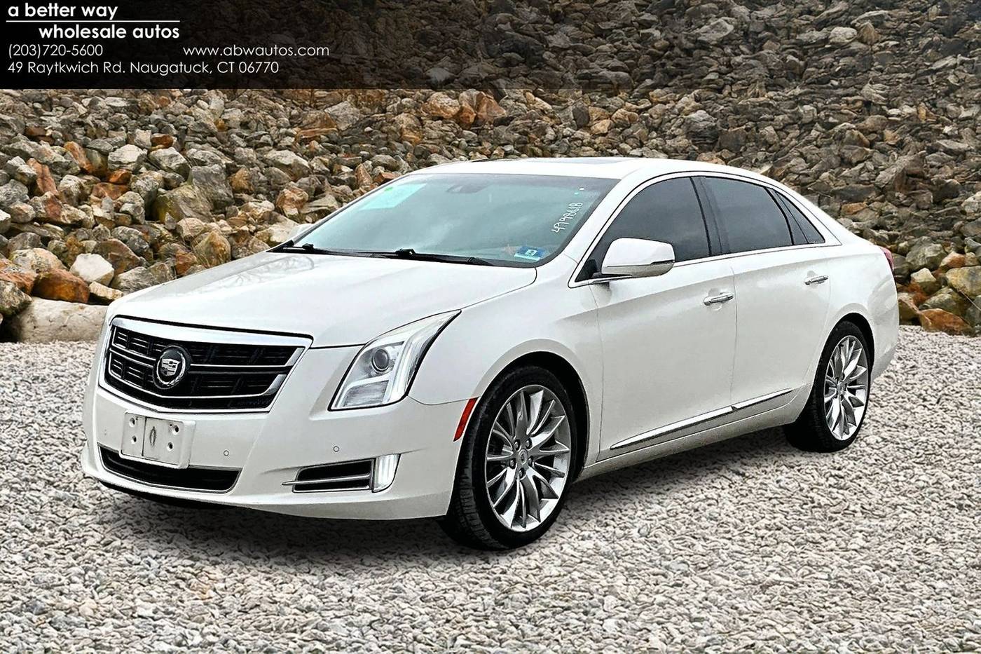 2014 Cadillac XTS Platinum — Sedan — 99,846 mi — Naugatuck, CT