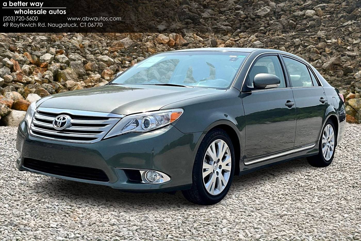 2011 Toyota Avalon Base — Sedan — 47,953 mi — Naugatuck, CT