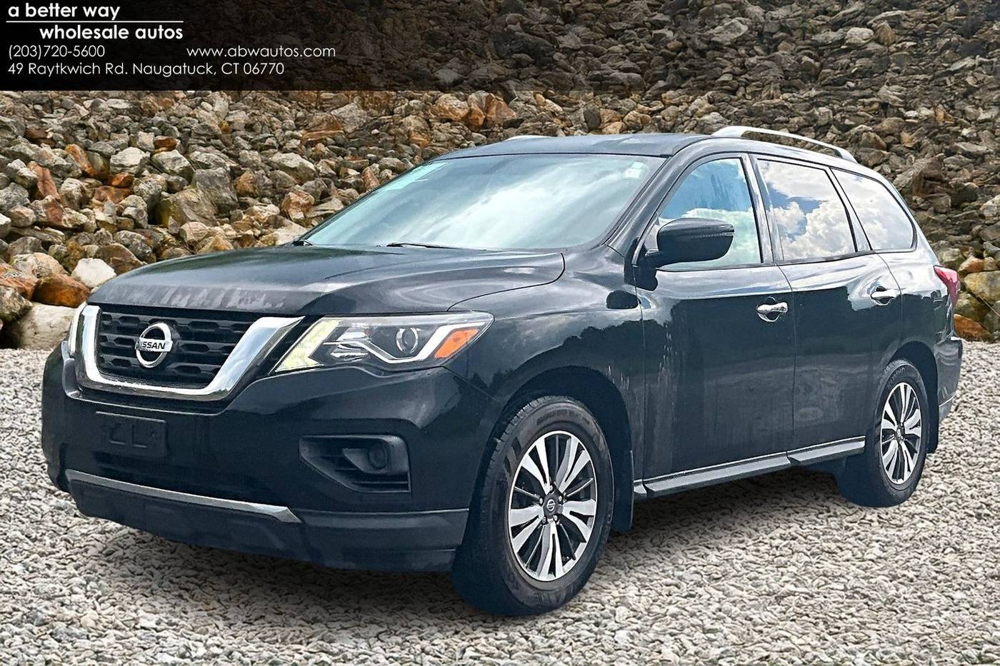 2017 Nissan Pathfinder S — SUV — 89,240 mi — Naugatuck, CT
