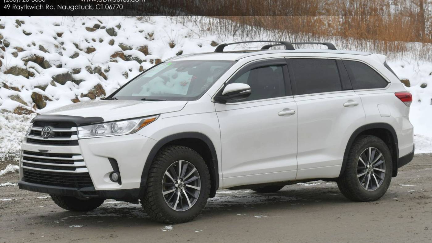 2017 Toyota Highlander XLE — SUV — 97,200 mi — Naugatuck, CT