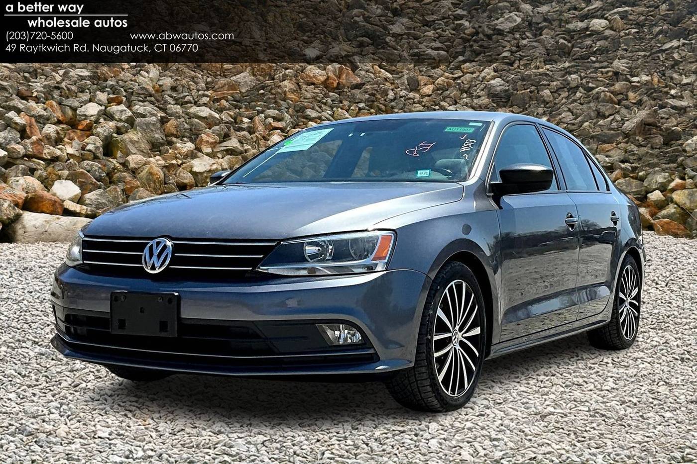 2015 Volkswagen Jetta 1.8T Sport — Sedan — 98,389 mi — Naugatuck, CT