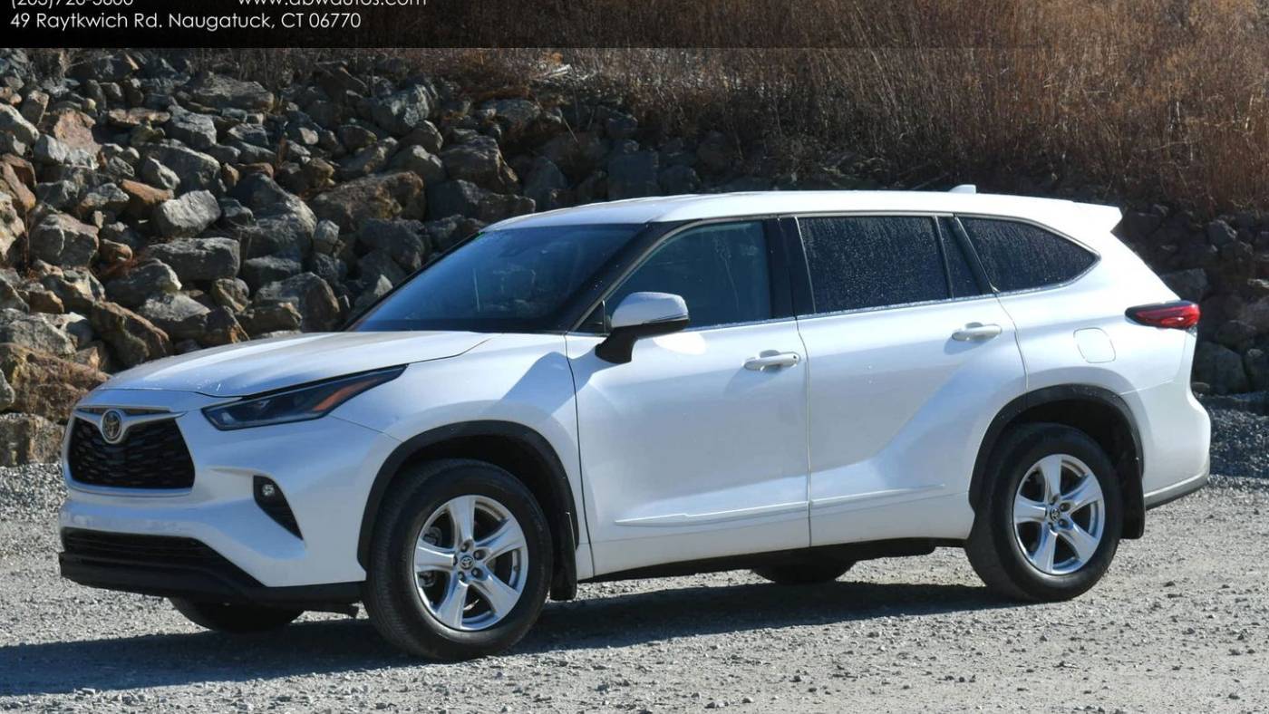 2021 Toyota Highlander LE
