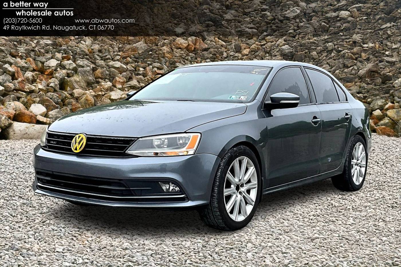 2015 Volkswagen Jetta 1.8T SE — Sedan — 76,132 mi — Naugatuck, CT