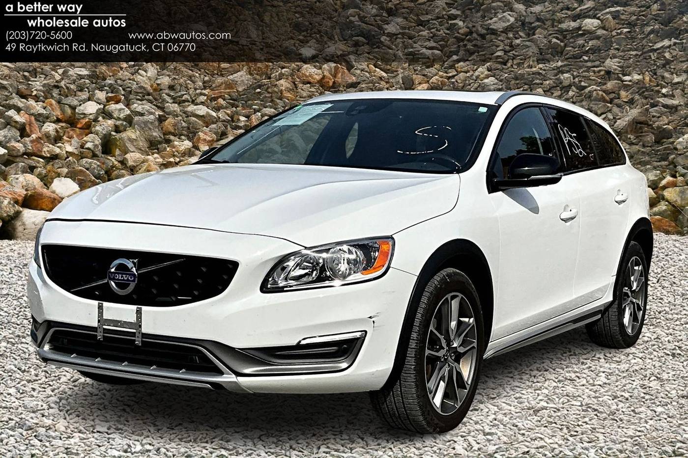 2015 Volvo V60 Cross Country T5 — Wagon — 95,816 mi — Naugatuck, CT