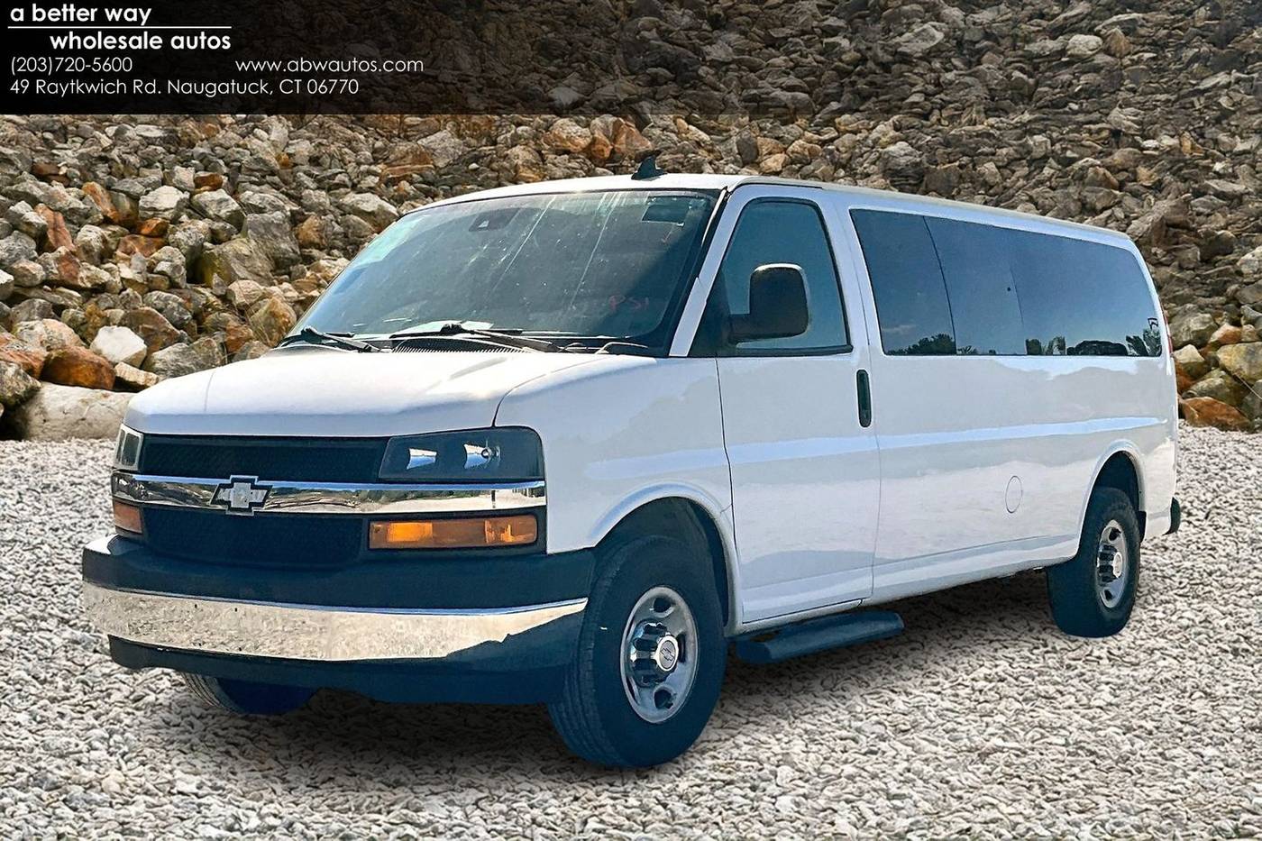 2020 Chevrolet Express Passenger LT — Passenger Van — 97,029 mi — Naugatuck, CT