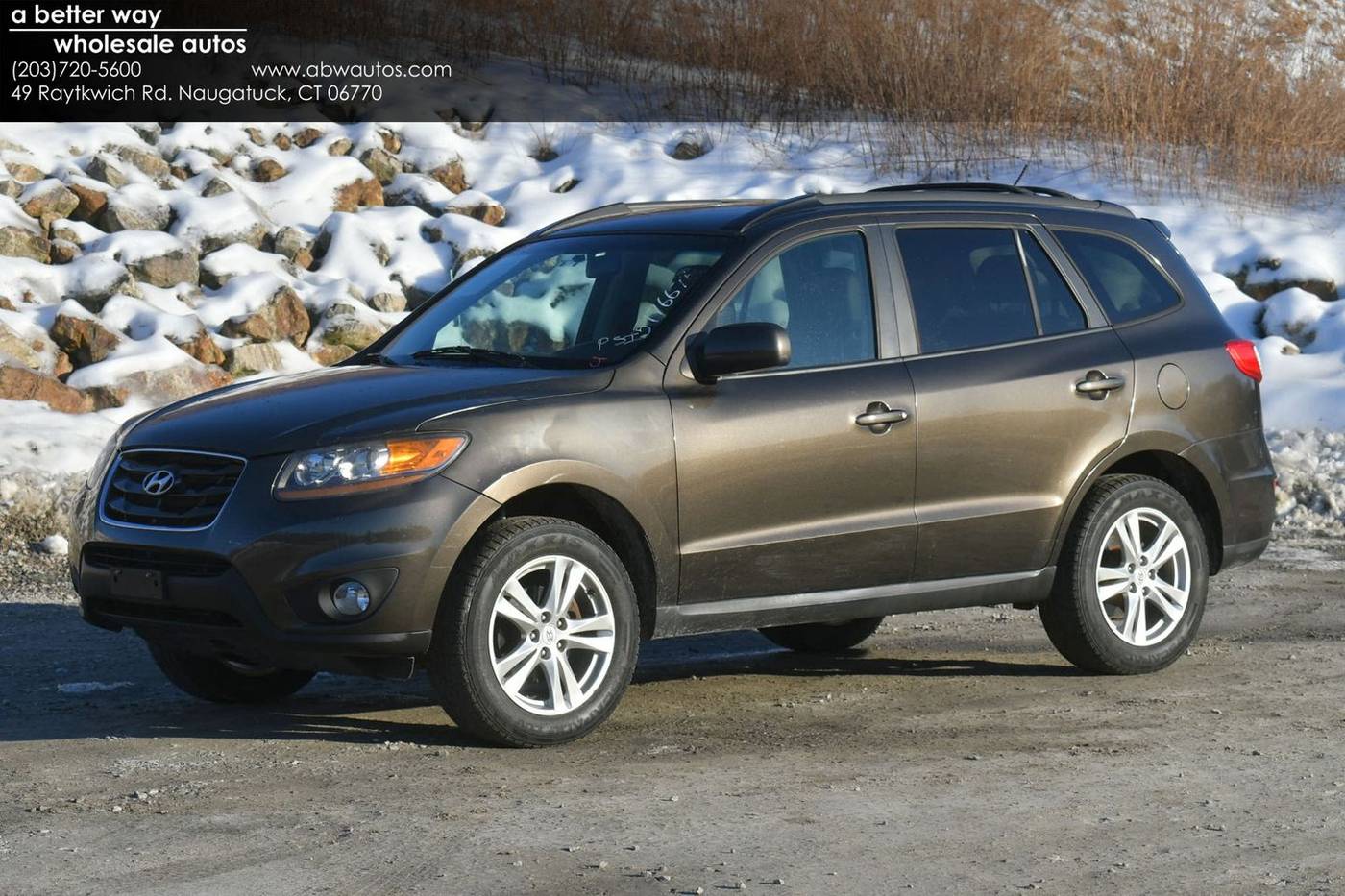 2011 Hyundai Santa Fe SE — SUV — 93,400 mi — Naugatuck, CT