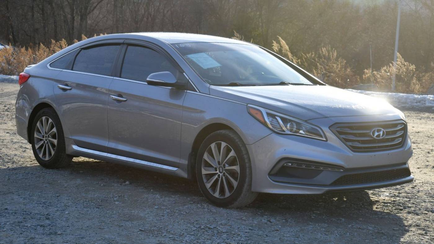 2015 Hyundai Sonata Sport — Sedan — 86,300 mi — Naugatuck, CT