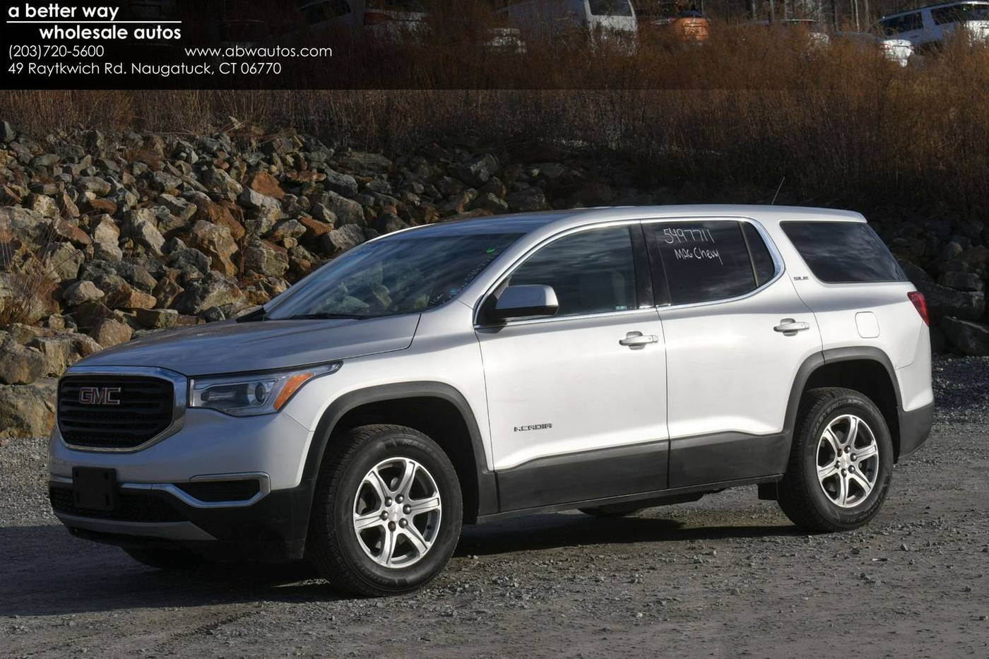 2017 GMC Acadia SLE — SUV — 101,900 mi — Naugatuck, CT