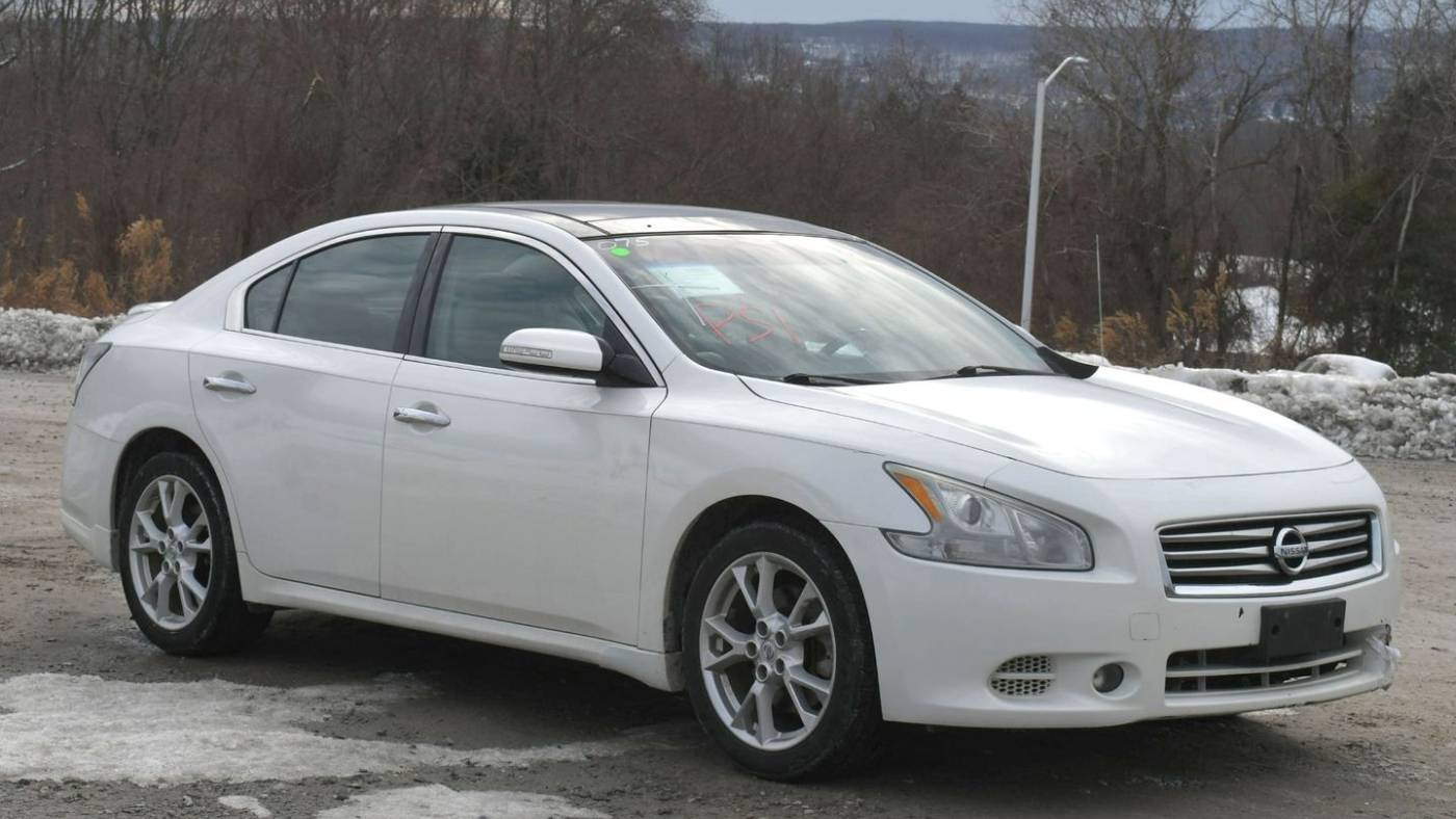 2014 Nissan Maxima SV — Sedan — 96,100 mi — Naugatuck, CT