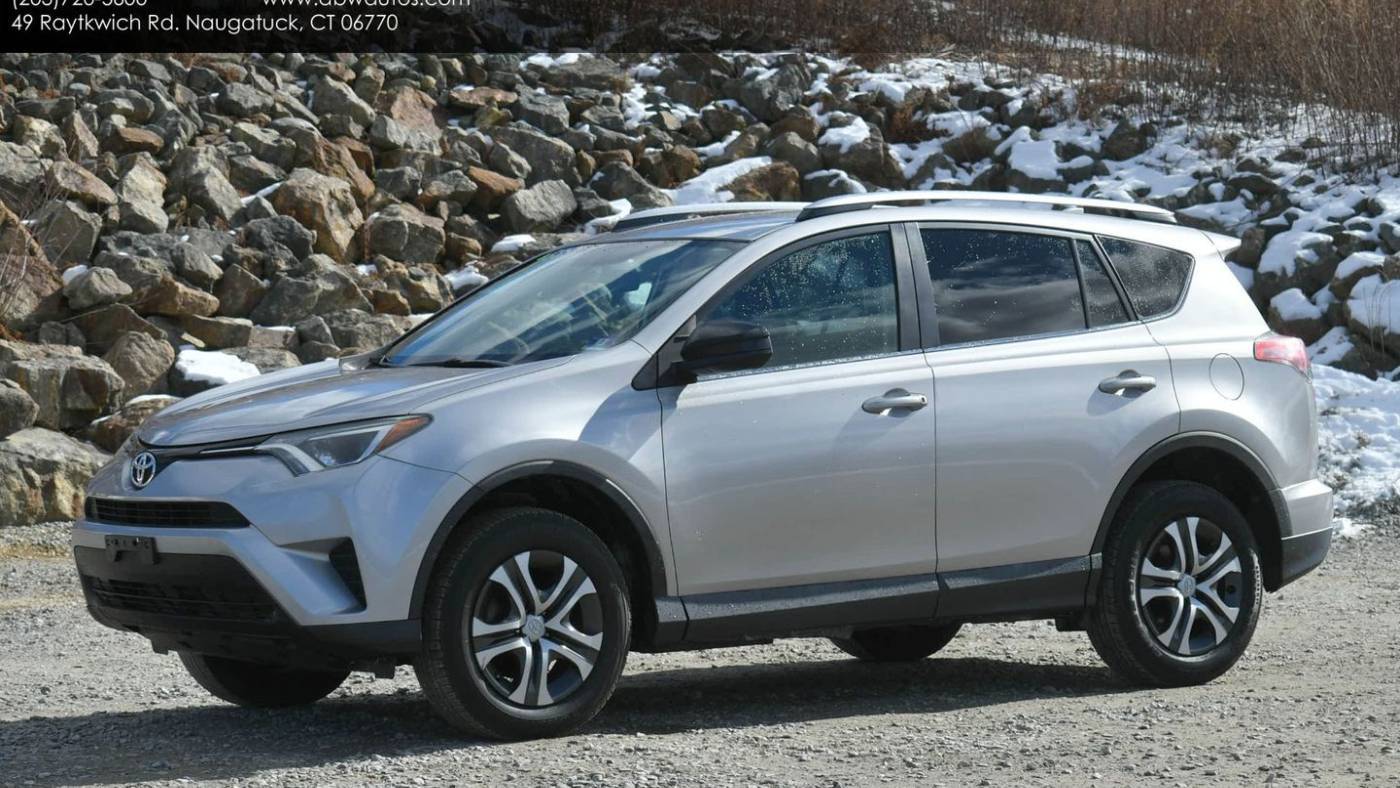 2016 Toyota RAV4 LE — SUV — 102,400 mi — Naugatuck, CT