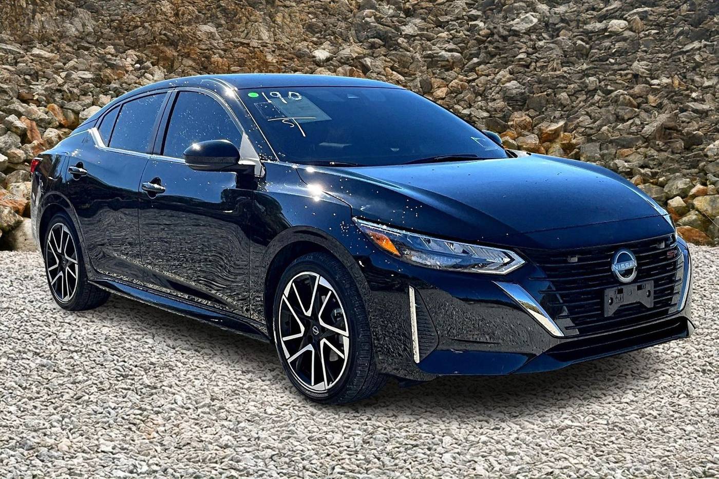 2025 Nissan Sentra SR — Sedan — 13,482 mi — Naugatuck, CT