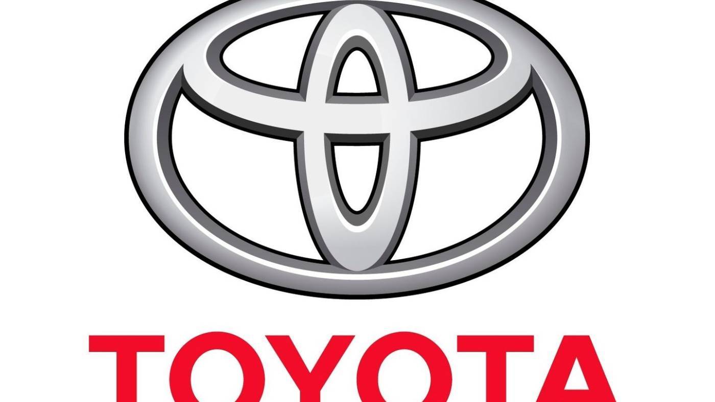 2013 Toyota Camry LE — Sedan — 124,300 mi — Naugatuck, CT
