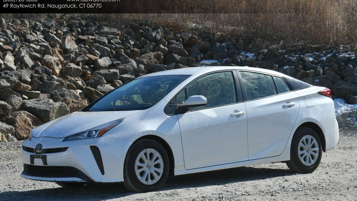 2019 Toyota Prius L Eco — Hatchback — 72,700 mi — Naugatuck, CT