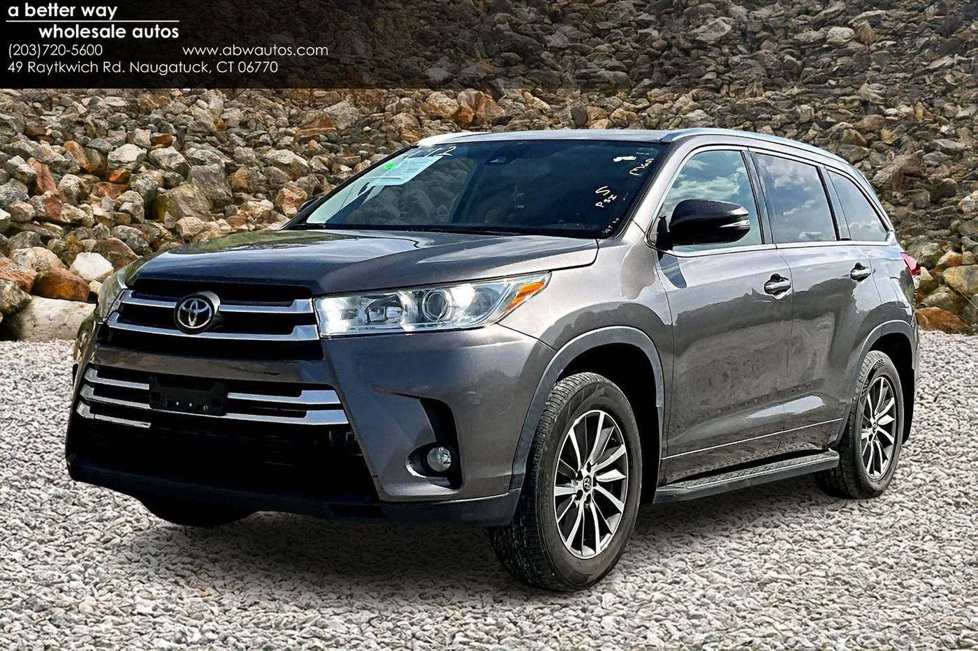 2018 Toyota Highlander SE V6 — SUV — 108,757 mi — Naugatuck, CT