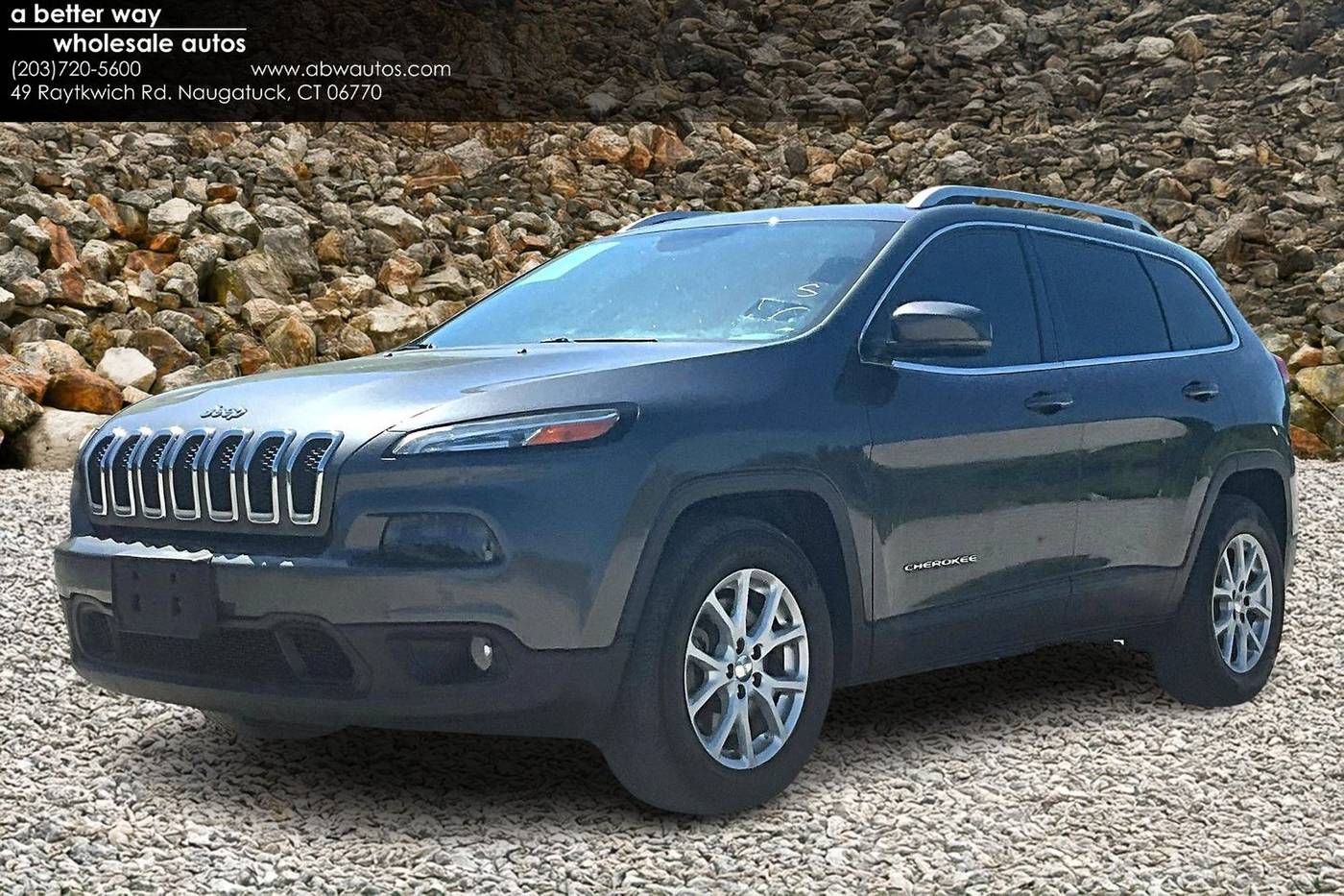2017 Jeep Cherokee Latitude — SUV — 98,433 mi — Naugatuck, CT