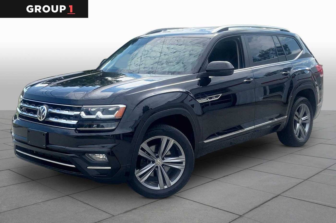2019 Volkswagen Atlas SE with Technology R-Line
