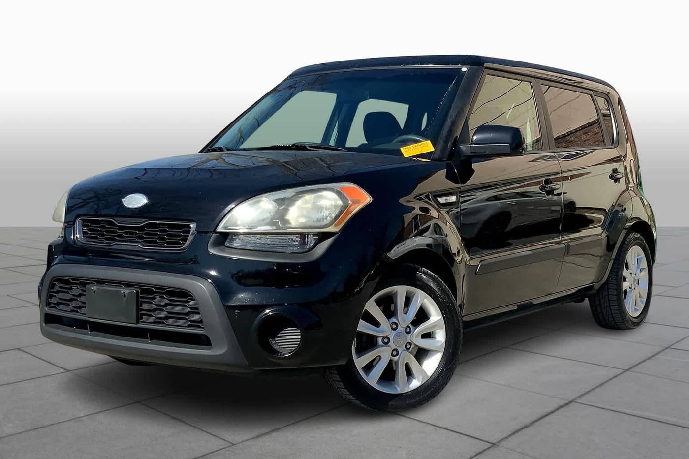 2013 Kia Soul Base — Hatchback — 88,593 mi — Merriam, KS