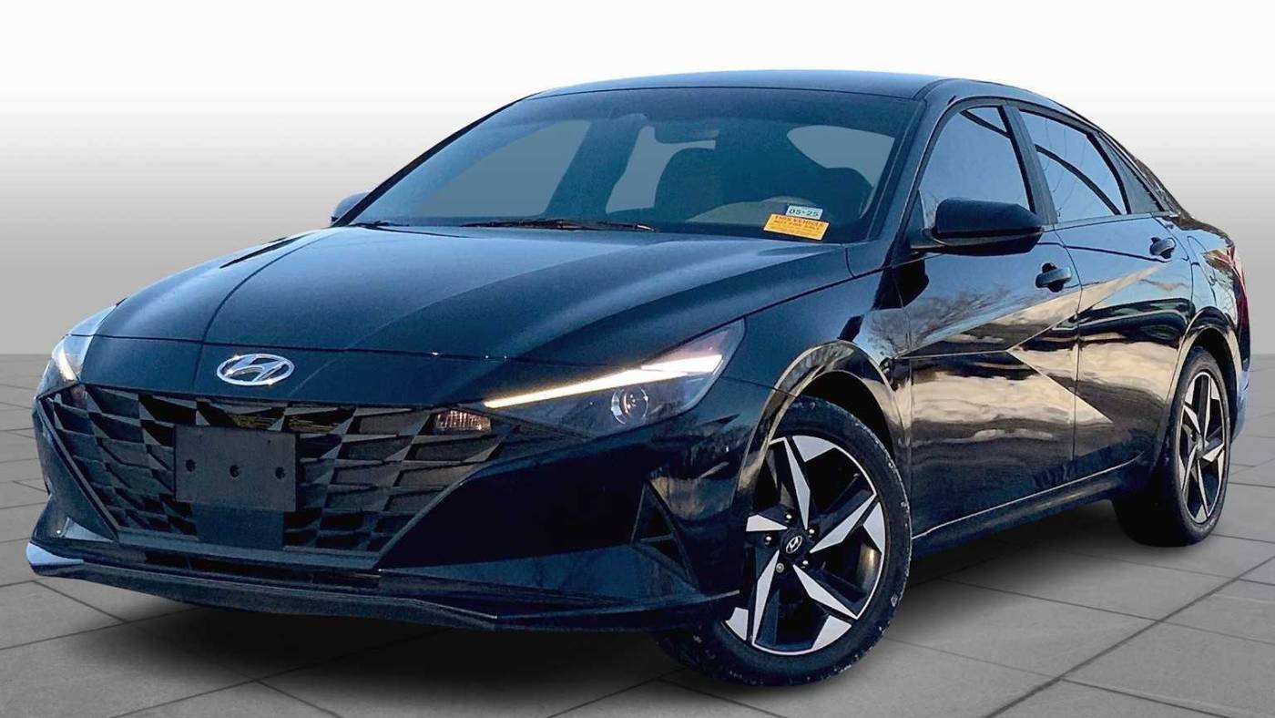 2023 Hyundai Elantra SEL — Sedan — 29,768 mi — Merriam, KS