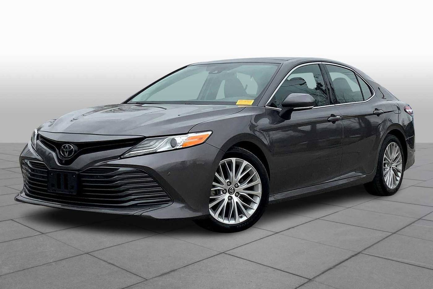 2019 Toyota Camry XLE V6 — Sedan — 102,745 mi — Merriam, KS