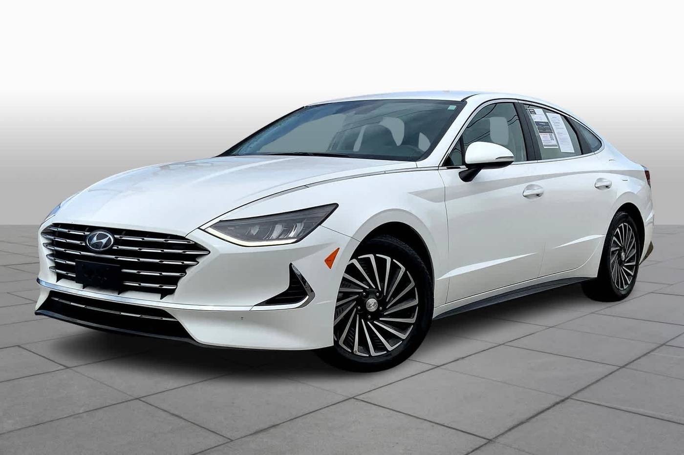 2022 Hyundai Sonata Hybrid SEL — Sedan — 45,707 mi — Merriam, KS