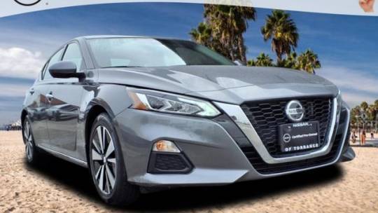 2022 Nissan Altima SV — Sedan — 13,590 mi — Torrance, CA