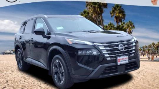 2024 Nissan Rogue SV — SUV — 4,933 mi — Torrance, CA