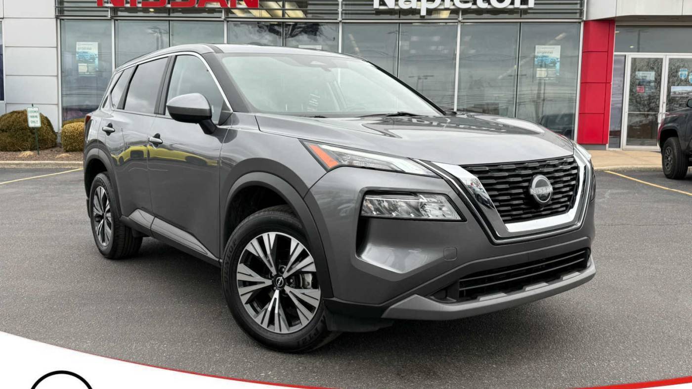 2023 Nissan Rogue SV — SUV — 10,670 mi — Schererville, IN