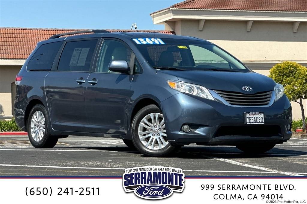 2013 Toyota Sienna XLE — Minivan — 149,618 mi — Colma, CA