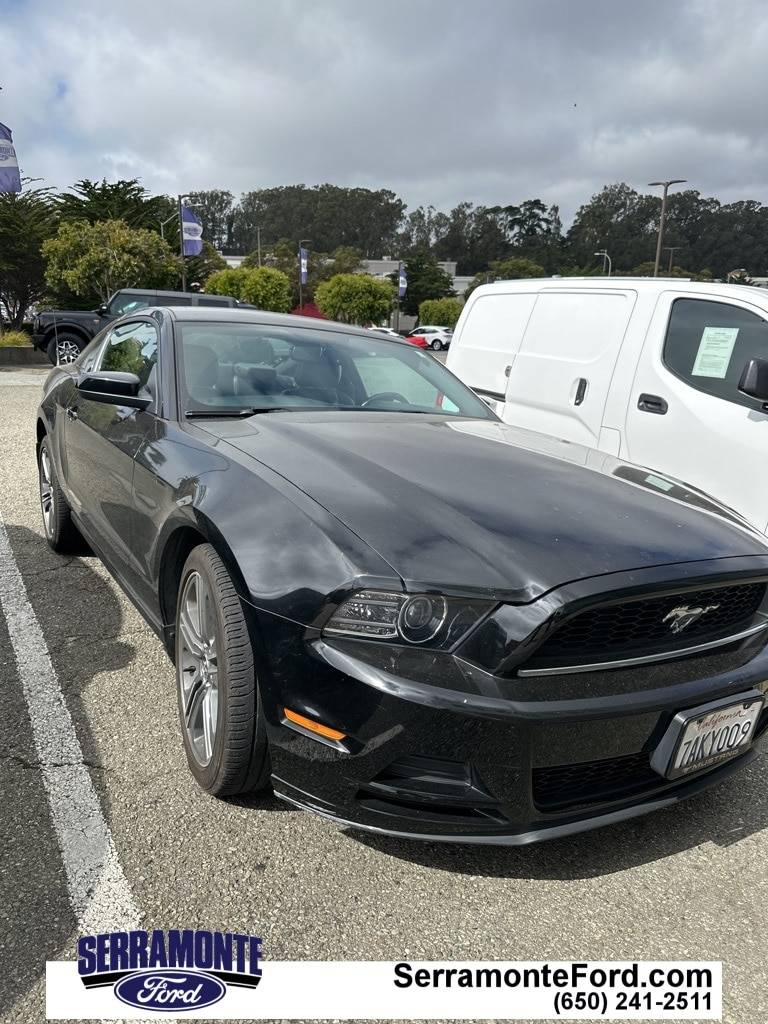 2014 Ford Mustang V6 Premium — Coupe — 44,541 mi — Colma, CA