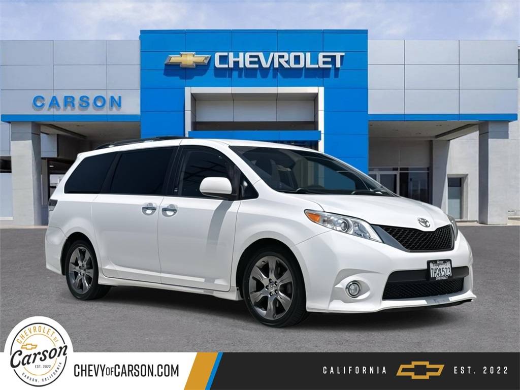 2015 Toyota Sienna SE — Minivan — 122,272 mi — Carson, CA