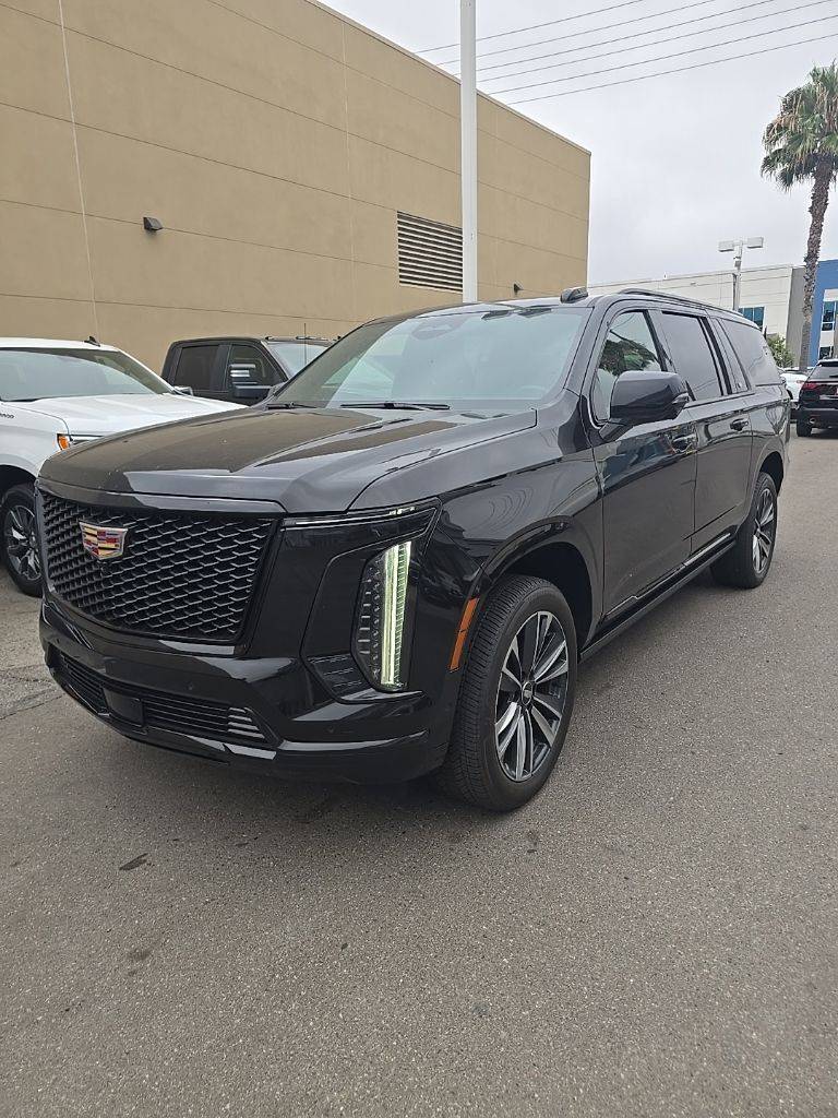 2025 Cadillac Escalade Sport