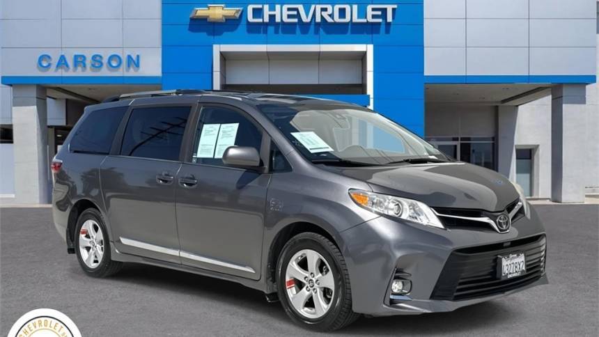 2020 Toyota Sienna LE