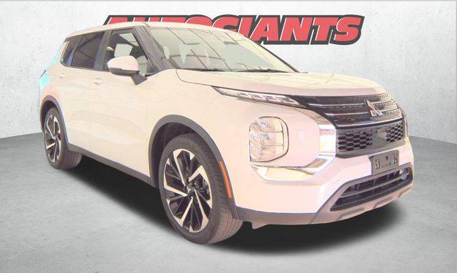 2022 Mitsubishi Outlander ES — SUV — 36,785 mi — Manassas, VA