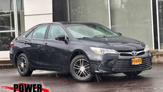 2017 Toyota Camry LE — Sedan — 141,321 mi — Corvallis, OR