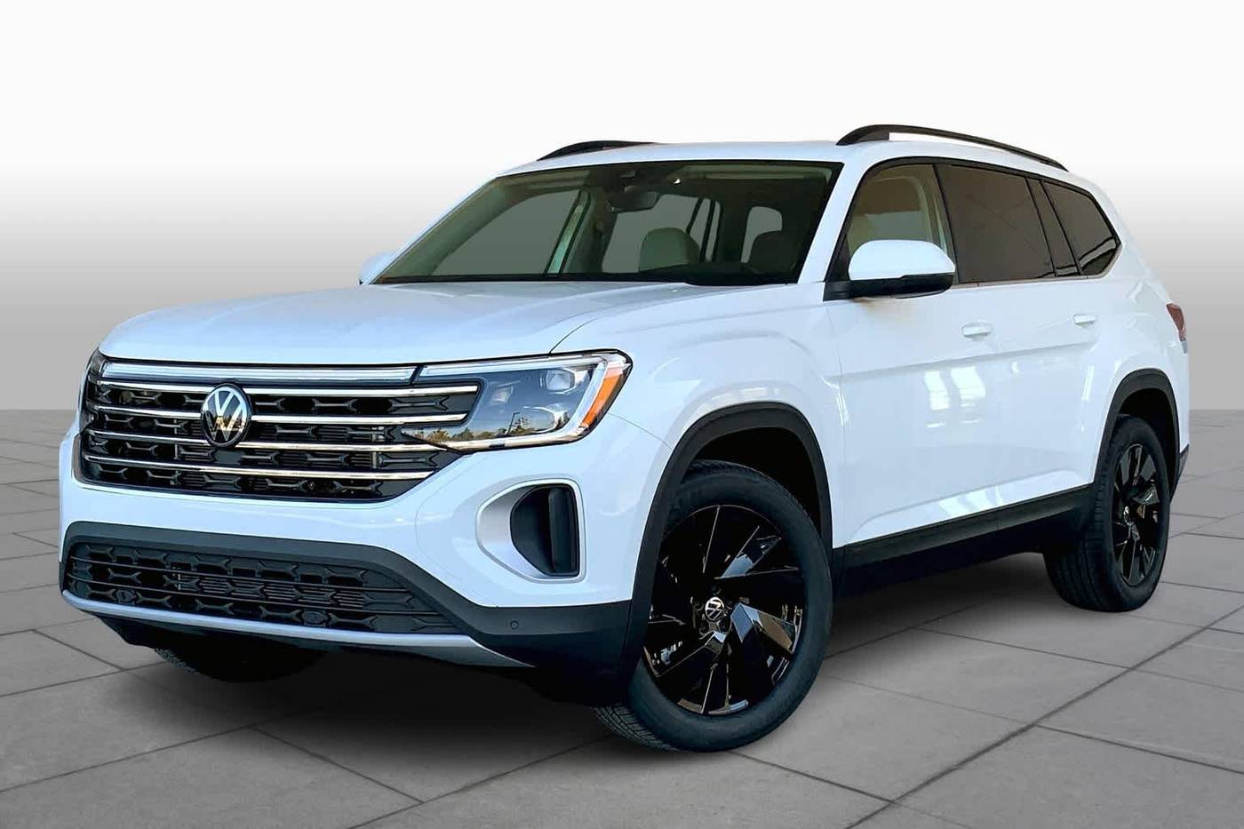2025 Volkswagen Atlas SE with Technology — SUV — 6,816 mi — Panama City, FL