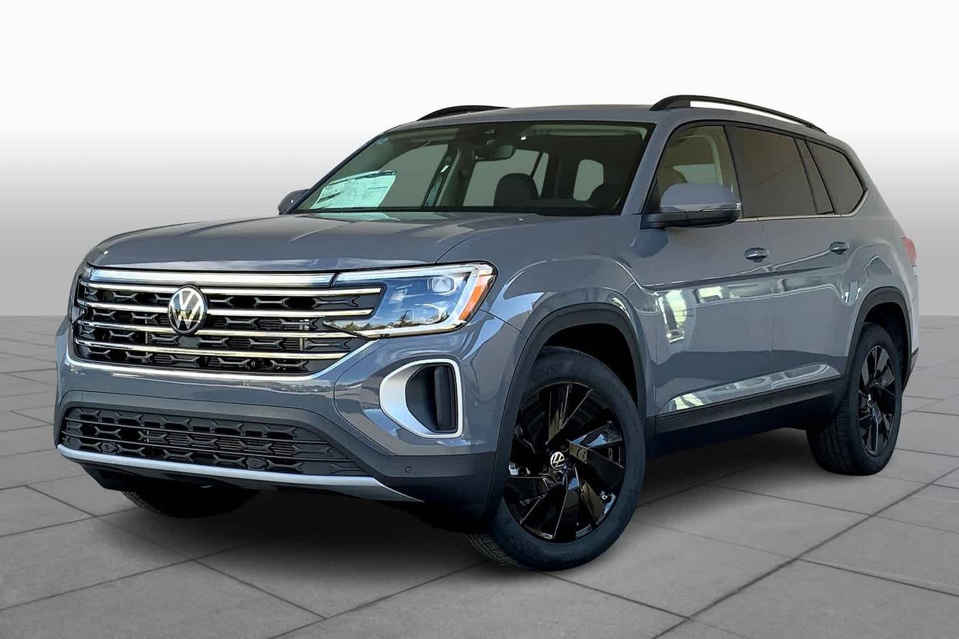 2025 Volkswagen Atlas SE with Technology — SUV — 8,741 mi — Panama City, FL