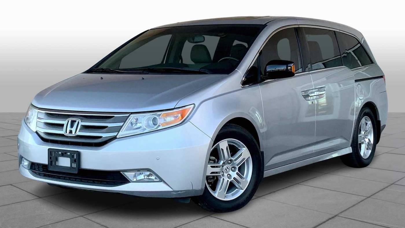 2012 Honda Odyssey Touring — Minivan — 73,418 mi — Panama City, FL