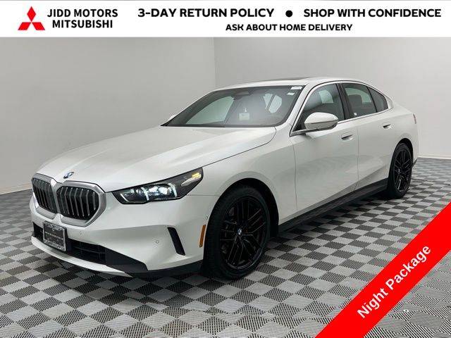 2024 BMW 5 Series 530i — Sedan — 31,521 mi — Des Plaines, IL