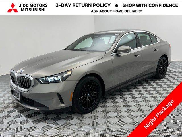 2024 BMW 5 Series 530i — Sedan — 34,375 mi — Des Plaines, IL
